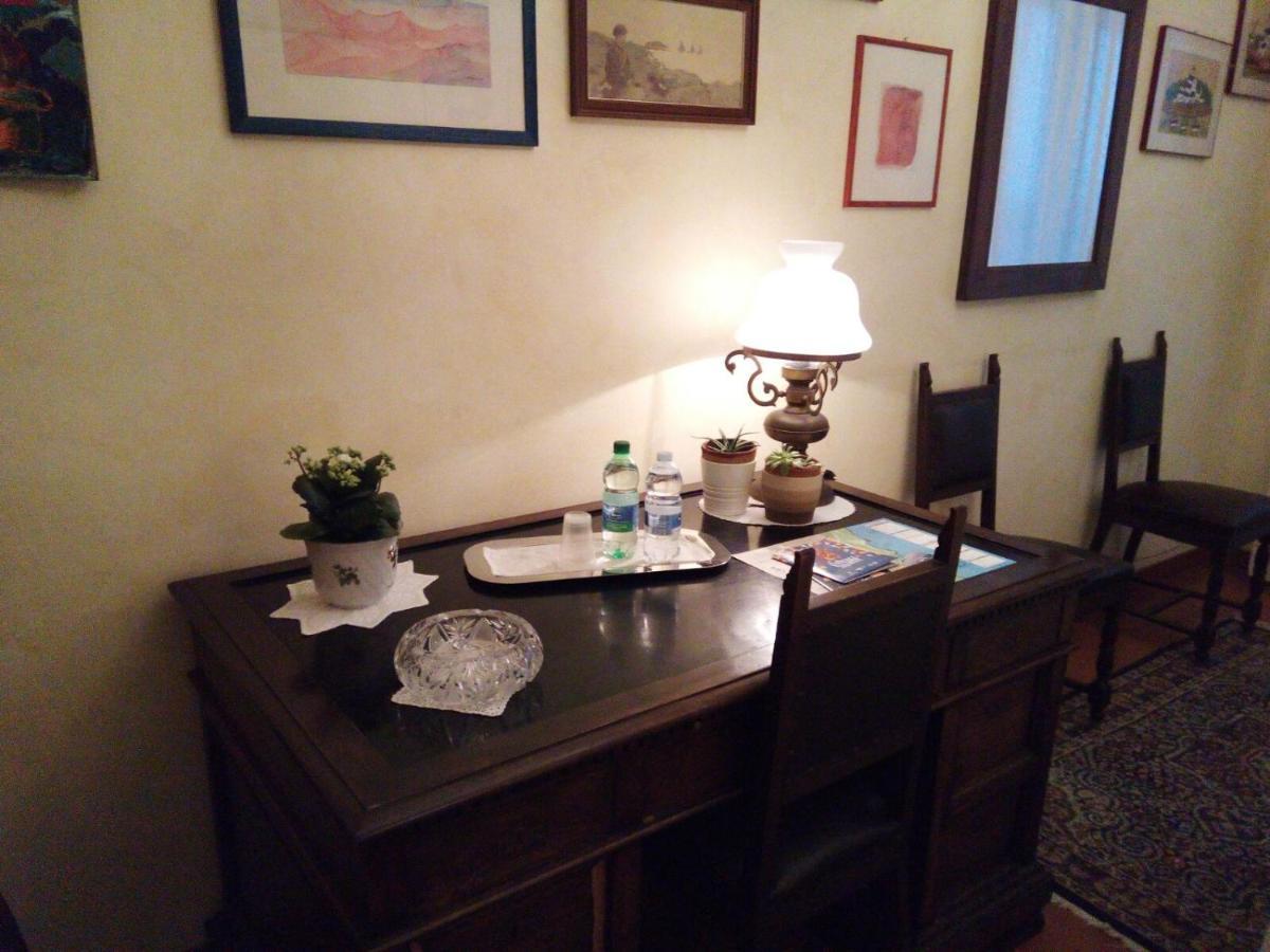 A Casa Di Tommy B&B อาชิเรอาเล ภายนอก รูปภาพ
